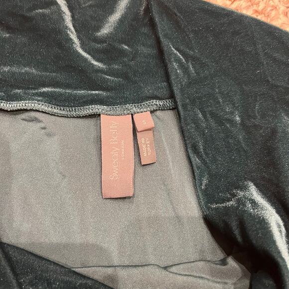 Sweaty Betty Velvet Restore One Shoulder Sweatshirt Sz S Green Holiday - Picture 2 of 7